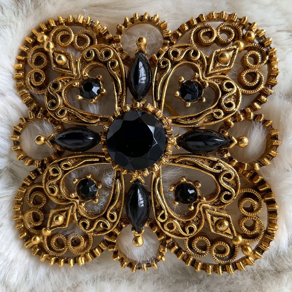 Vintage Florenza Brooch